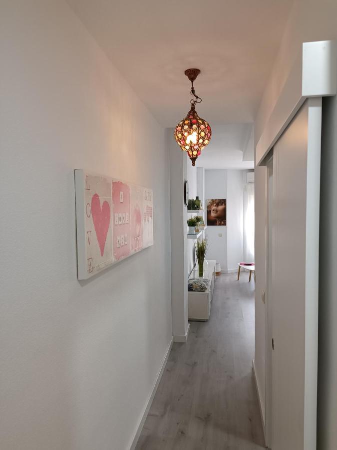 Acogedor Apartamento Cerca Del Centro Historico De Malaga Bagian luar foto