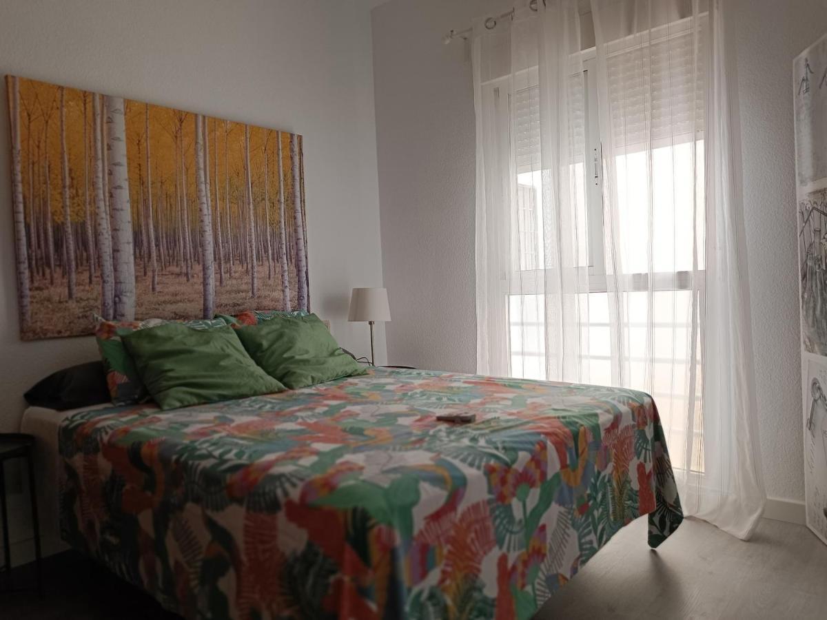 Acogedor Apartamento Cerca Del Centro Historico De Malaga Bagian luar foto